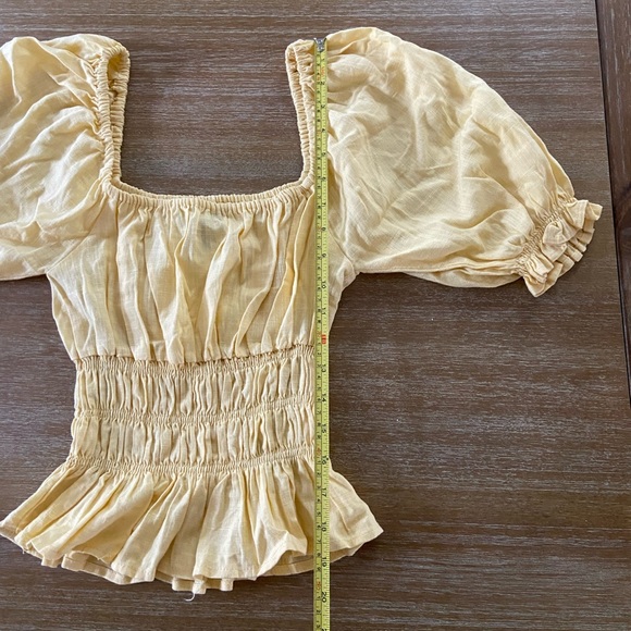 Forever 21 Light Yellow Gauze Short Sleeve Puff Sleeve - Picture 6 of 7